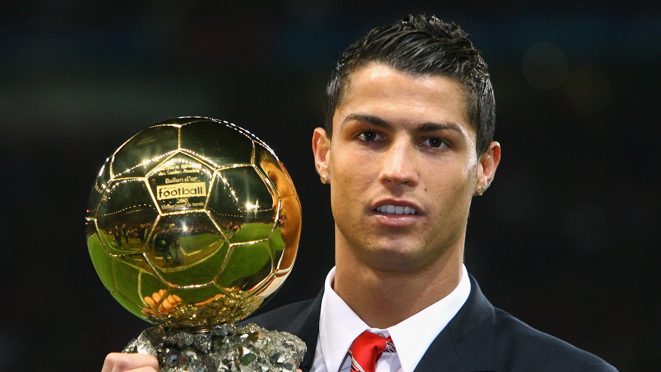 曼联新援贡献神级助攻，引领球队走出低谷，曼联 新援