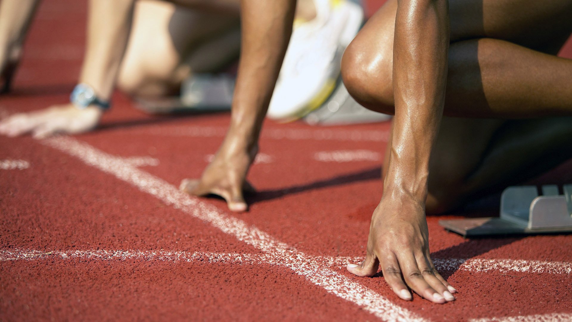 赛事奖项设立与激励措施提升运动水平，赛事奖项设置